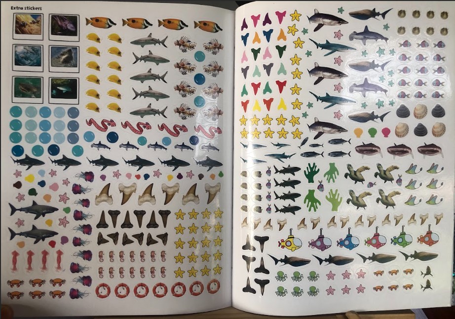 [USED]Ultimate Sticker File Sharks (Activities + Stickers + Facts)