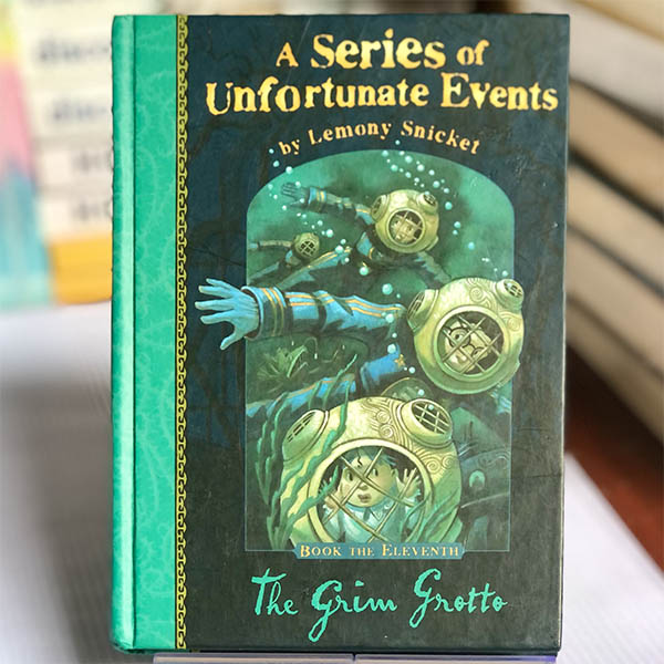 [USED] A Series of Unfortunate Events: 11 The Grim Grotto By Lemony Snicket