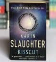 [USED] Kiss cut by Karin Slaughter