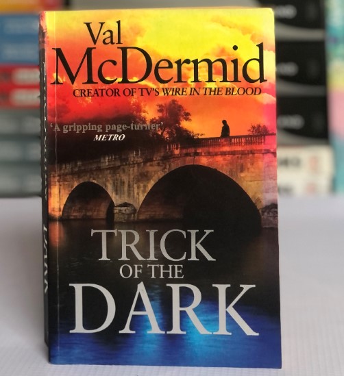 [USED] Trick Of The Dark by Val Mcdermid