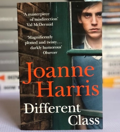 [10105] [USED] Different Class by Joanne Harris