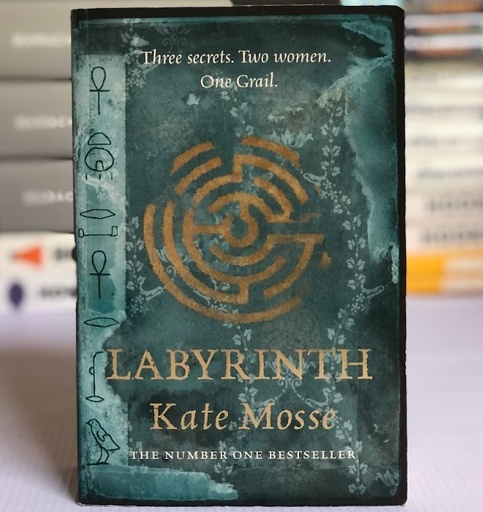 [10113] [USED] Labyrinth by Kate Mosse