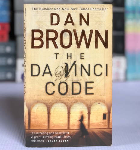 [10240] [USED] The Davinci Code by Dan Brown