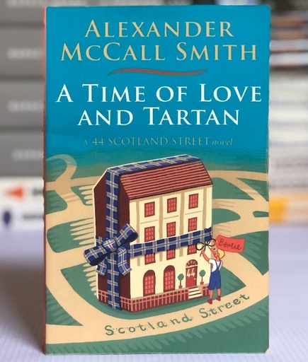 [10326] [USED] A Time Of love And Tartan by Alexander McCall Smith