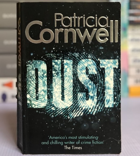 [30147] [USED] Dust by Patricia Cornwell