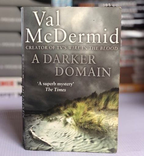 [30249] [USED] A Darken Domain by Val Mcdermid